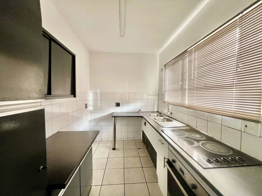 1 Bedroom Property for Sale in Malvern East Gauteng