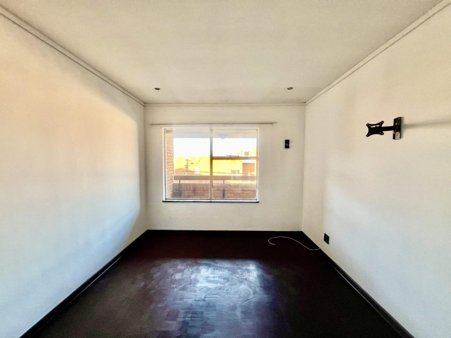 1 Bedroom Property for Sale in Malvern East Gauteng