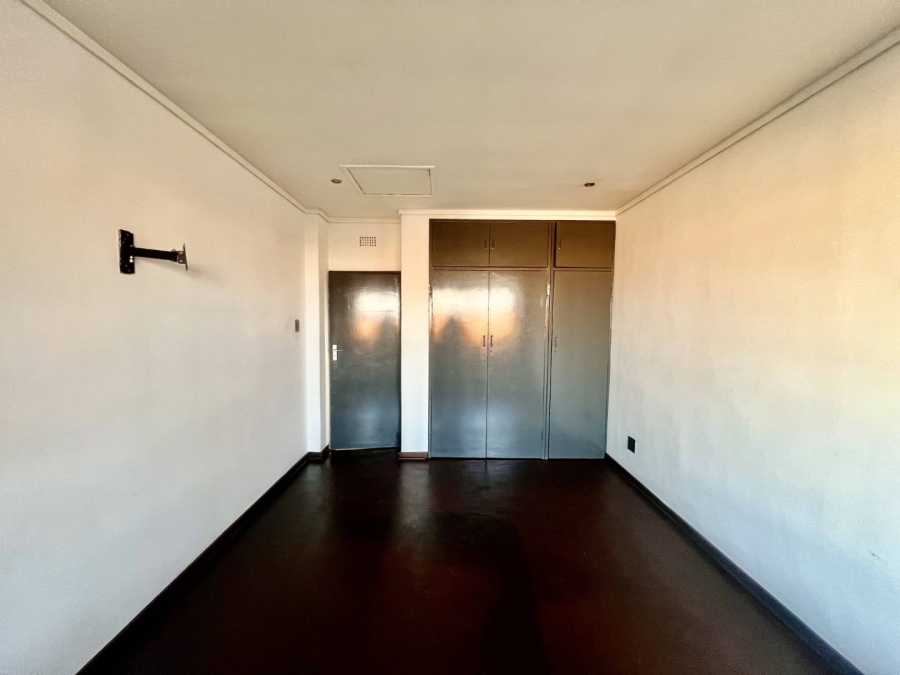 1 Bedroom Property for Sale in Malvern East Gauteng