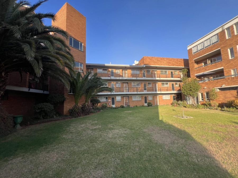 1 Bedroom Property for Sale in Malvern East Gauteng