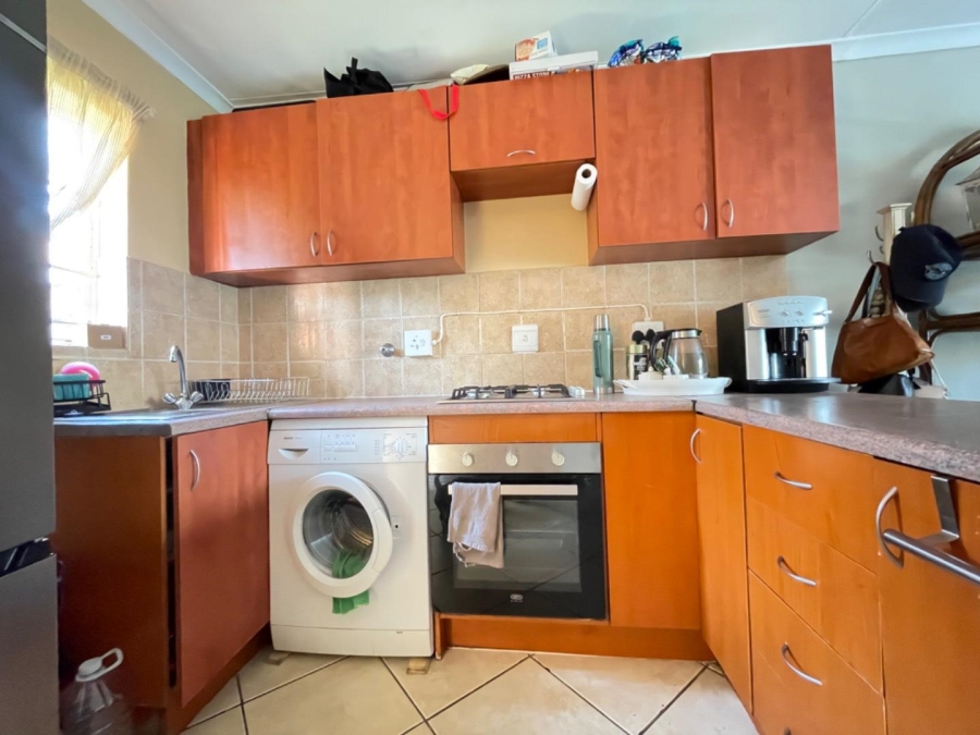 To Let 2 Bedroom Property for Rent in Illiondale Gauteng