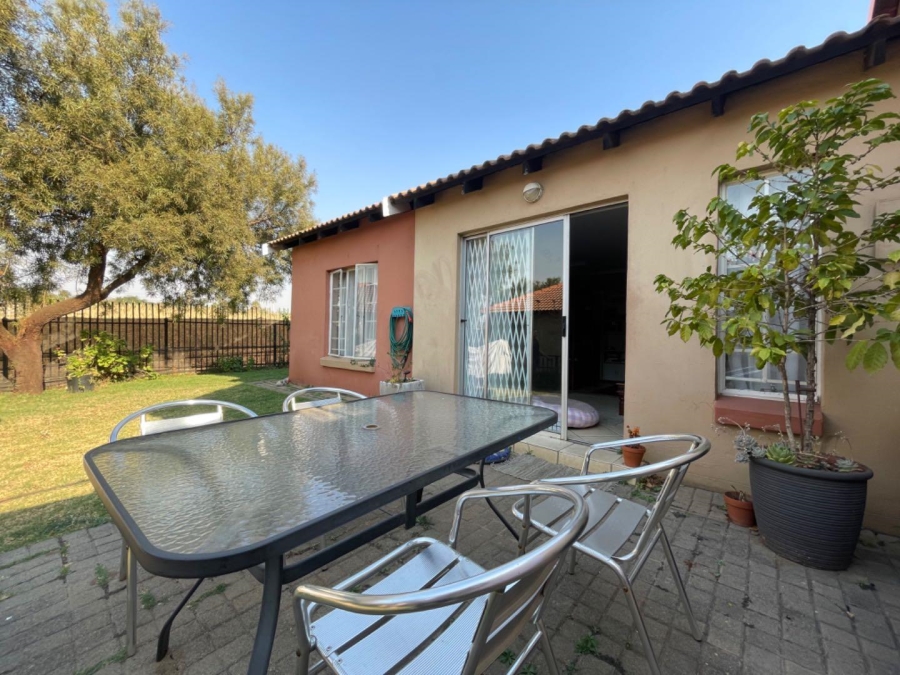 To Let 2 Bedroom Property for Rent in Illiondale Gauteng