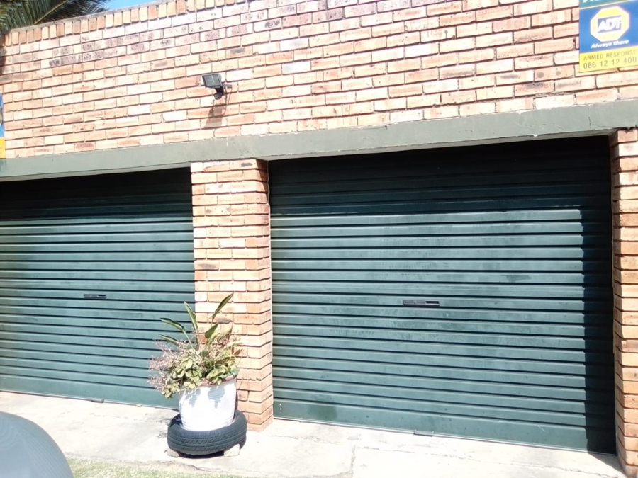 3 Bedroom Property for Sale in Eldorado Park Gauteng