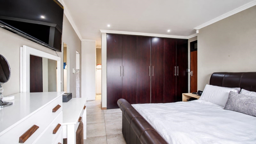 3 Bedroom Property for Sale in Brackenhurst Gauteng
