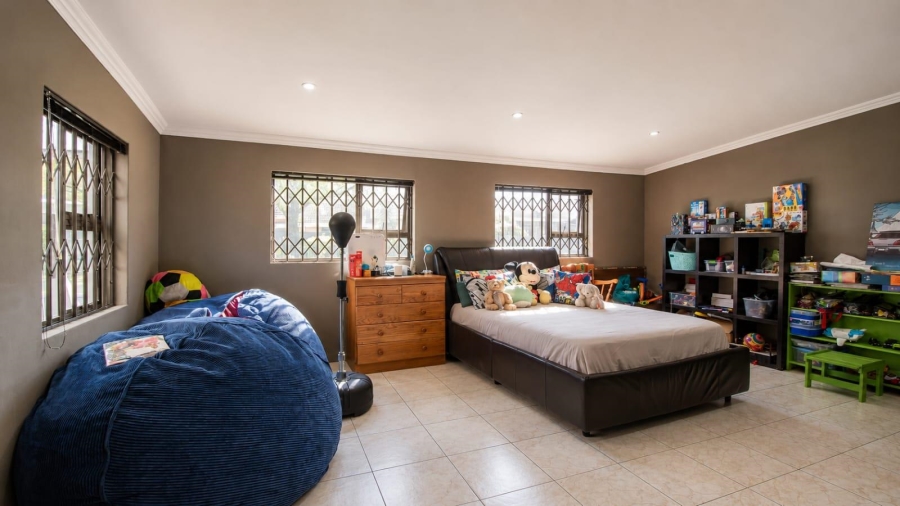 3 Bedroom Property for Sale in Brackenhurst Gauteng