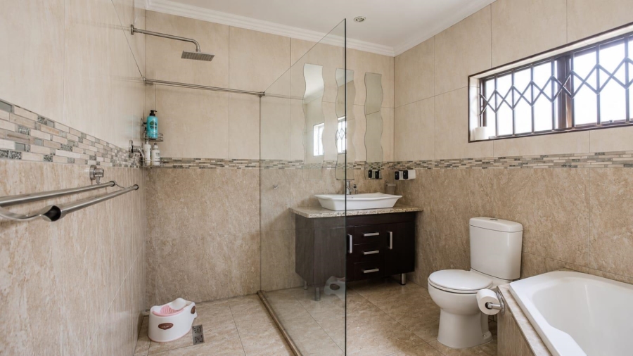 3 Bedroom Property for Sale in Brackenhurst Gauteng