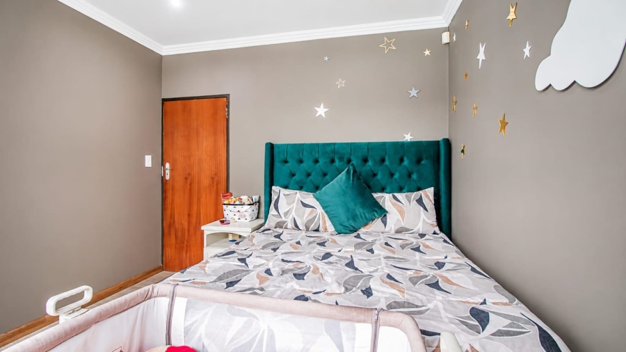 3 Bedroom Property for Sale in Brackenhurst Gauteng