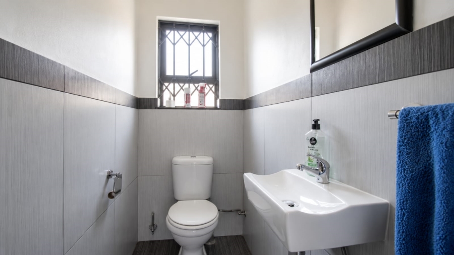 3 Bedroom Property for Sale in Brackenhurst Gauteng