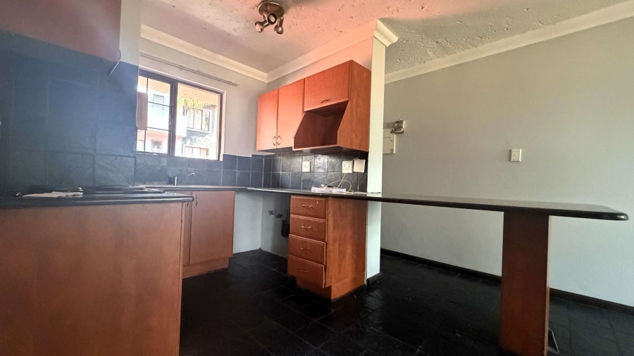1 Bedroom Property for Sale in Erand Gardens Gauteng