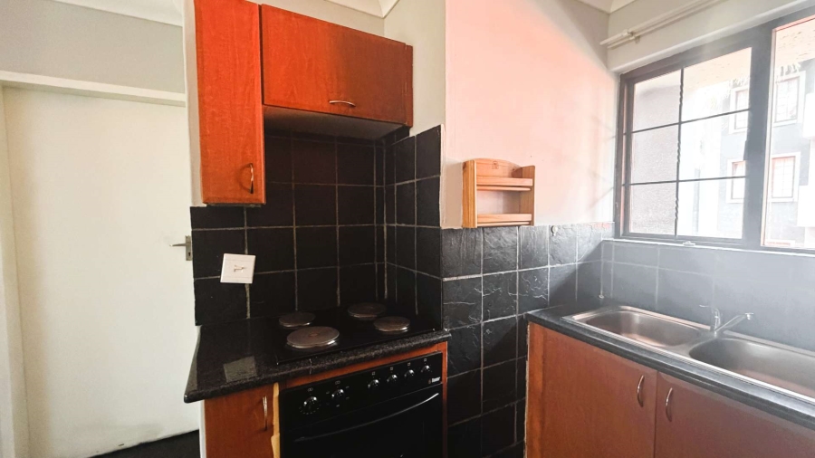 1 Bedroom Property for Sale in Erand Gardens Gauteng