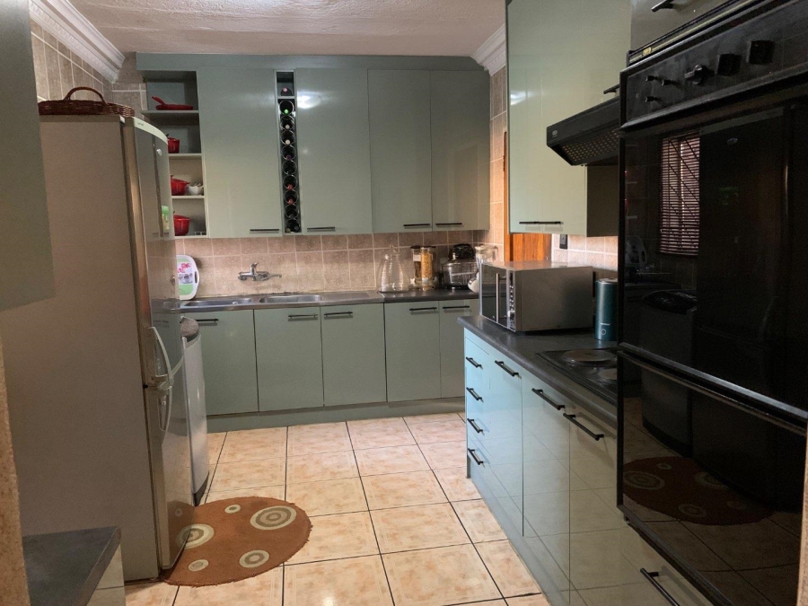 3 Bedroom Property for Sale in Witpoortjie Gauteng