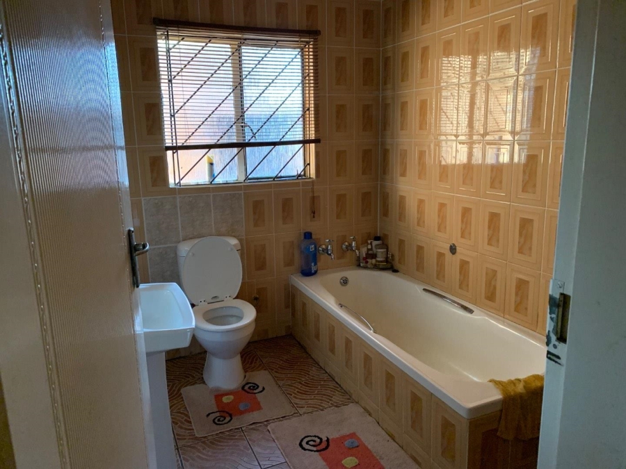 3 Bedroom Property for Sale in Witpoortjie Gauteng