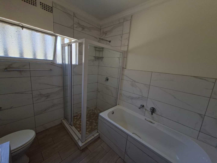 To Let 3 Bedroom Property for Rent in Victory Park Gauteng