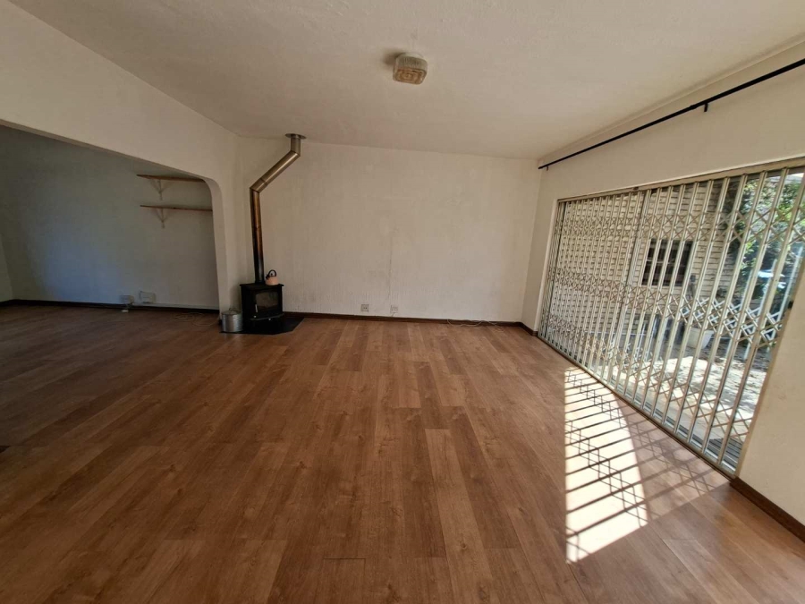 To Let 3 Bedroom Property for Rent in Victory Park Gauteng