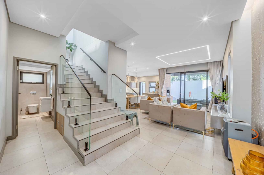 3 Bedroom Property for Sale in Bryanston Gauteng