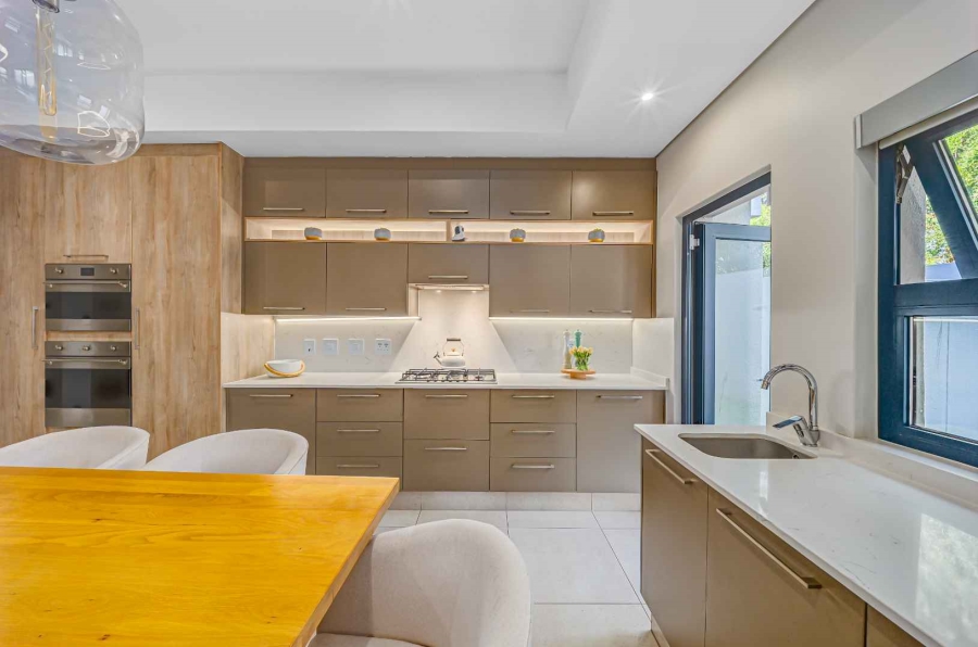 3 Bedroom Property for Sale in Bryanston Gauteng