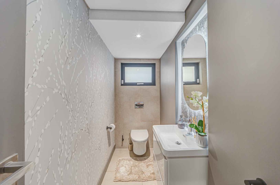3 Bedroom Property for Sale in Bryanston Gauteng