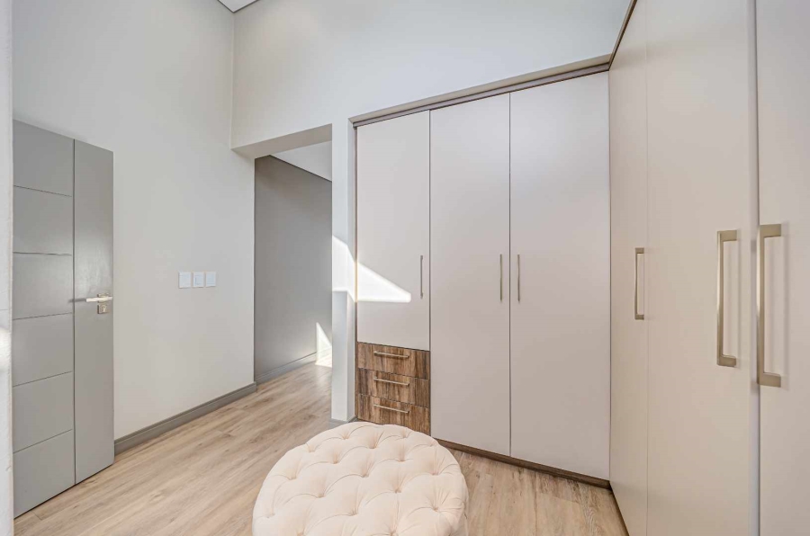 3 Bedroom Property for Sale in Bryanston Gauteng