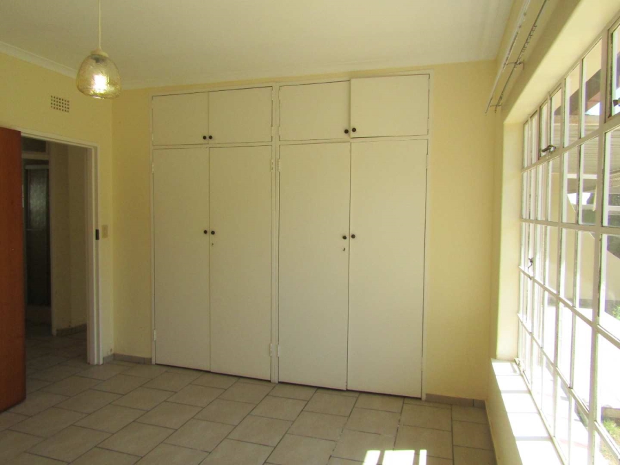 2 Bedroom Property for Sale in Helderkruin Gauteng