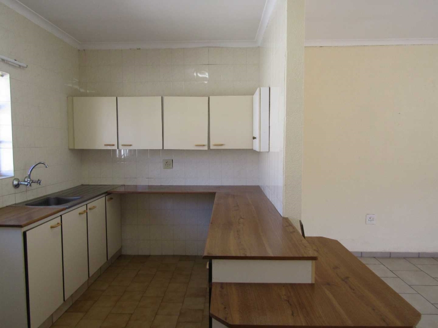 2 Bedroom Property for Sale in Helderkruin Gauteng