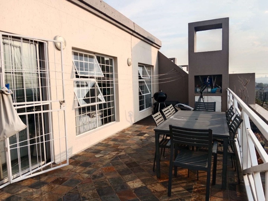 To Let 3 Bedroom Property for Rent in Sunnyrock Gauteng