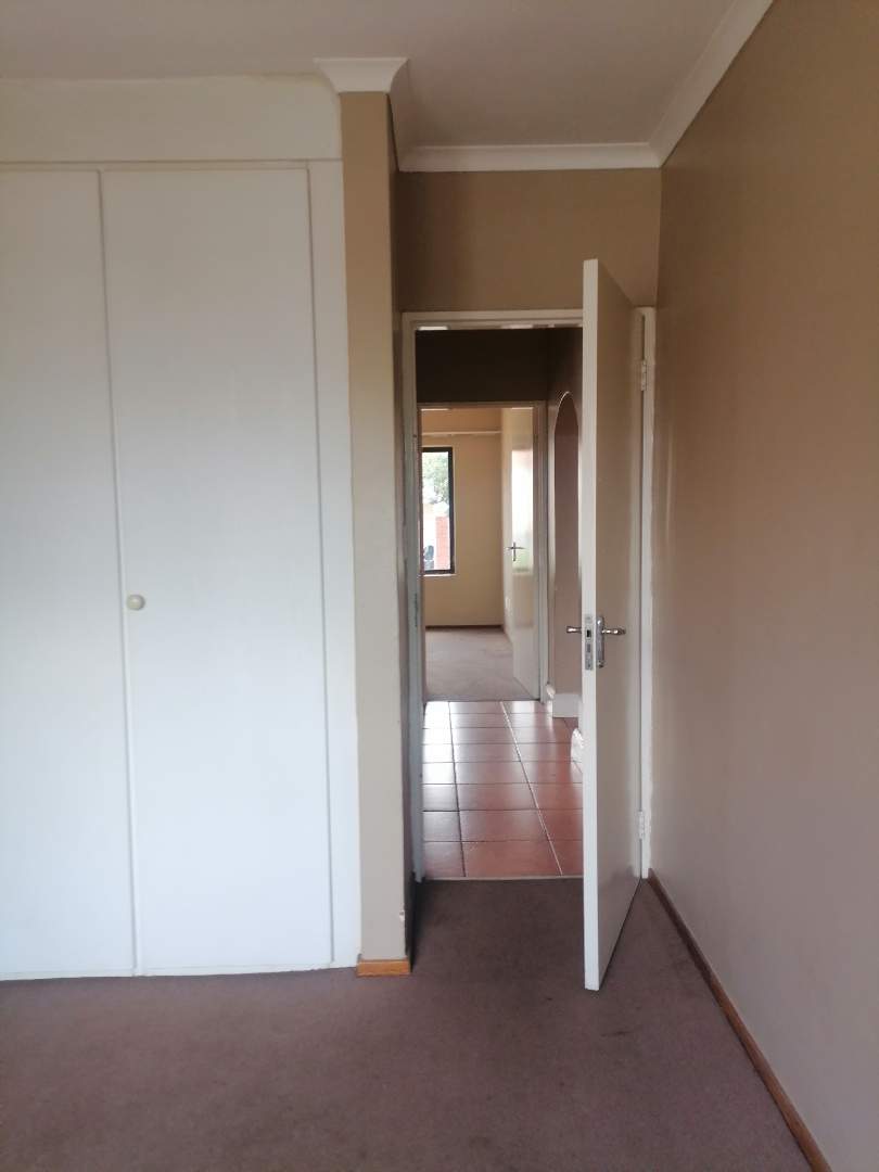 To Let 2 Bedroom Property for Rent in Auckland Park Gauteng