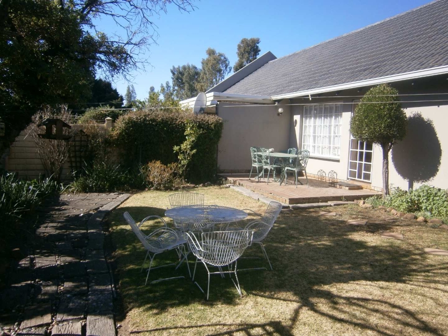 2 Bedroom Property for Sale in Albertsdal Gauteng