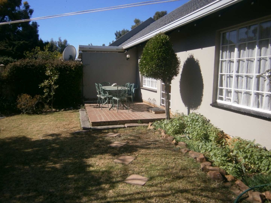 2 Bedroom Property for Sale in Albertsdal Gauteng