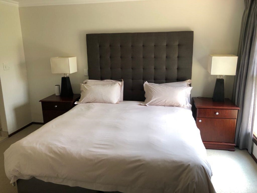 To Let 3 Bedroom Property for Rent in Illovo Gauteng