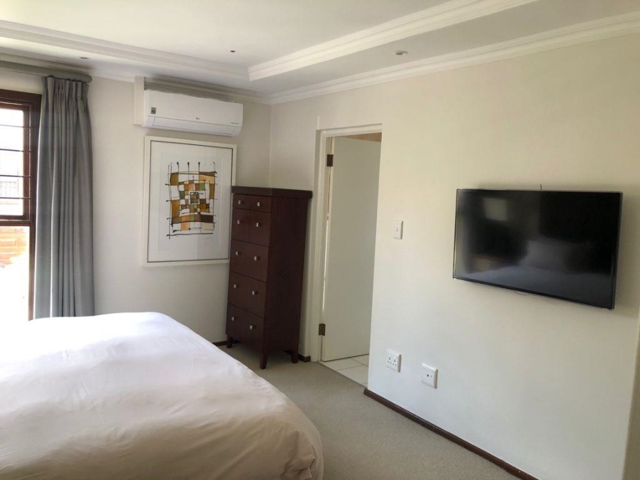 To Let 3 Bedroom Property for Rent in Illovo Gauteng