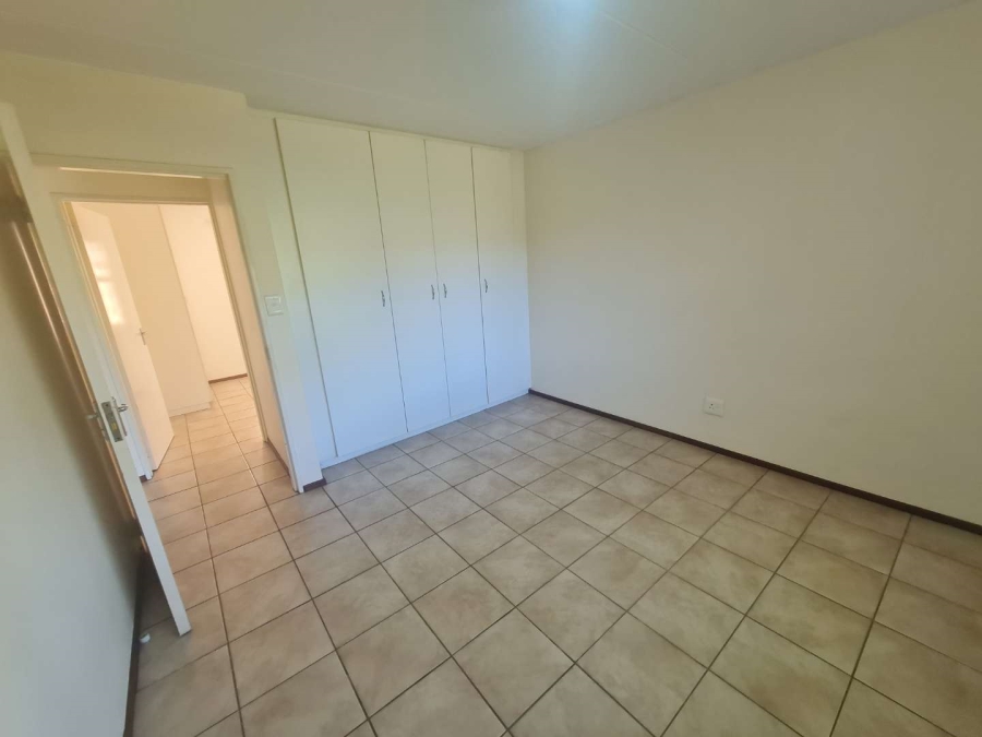 To Let 2 Bedroom Property for Rent in Noordhang Gauteng
