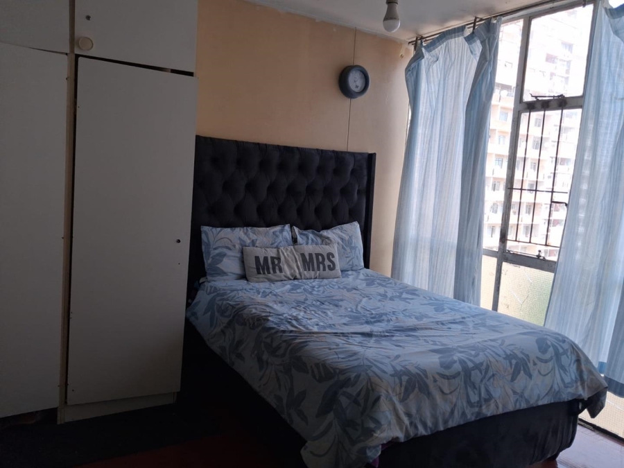 2 Bedroom Property for Sale in Hillbrow Gauteng
