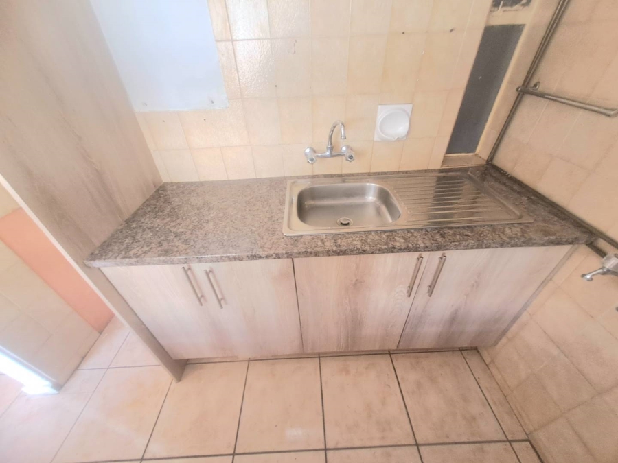 To Let 2 Bedroom Property for Rent in Silverton Gauteng
