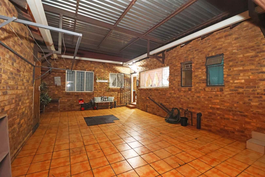 3 Bedroom Property for Sale in Homelake Gauteng