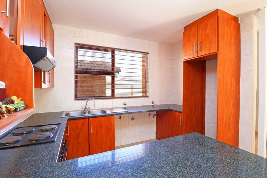 3 Bedroom Property for Sale in Greenhills Gauteng