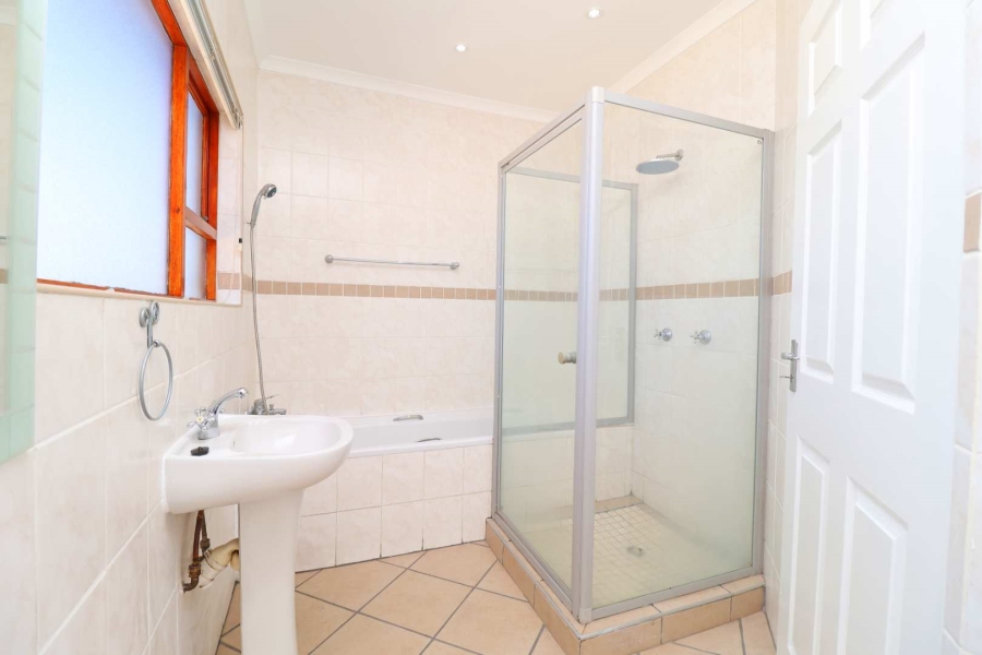3 Bedroom Property for Sale in Greenhills Gauteng