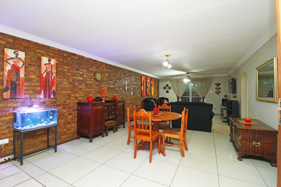 3 Bedroom Property for Sale in Homelake Gauteng