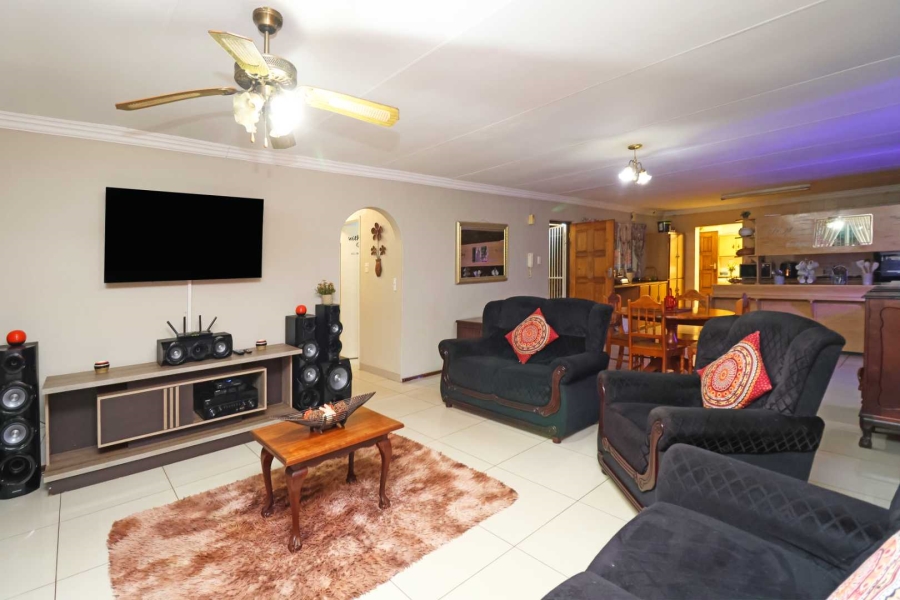 3 Bedroom Property for Sale in Homelake Gauteng