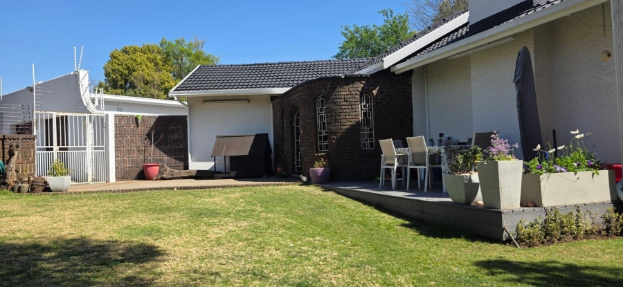 3 Bedroom Property for Sale in Nimrod Park Gauteng