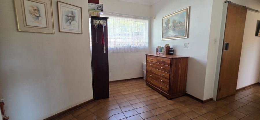 3 Bedroom Property for Sale in Nimrod Park Gauteng
