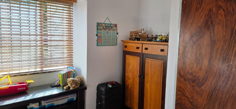 3 Bedroom Property for Sale in Nimrod Park Gauteng
