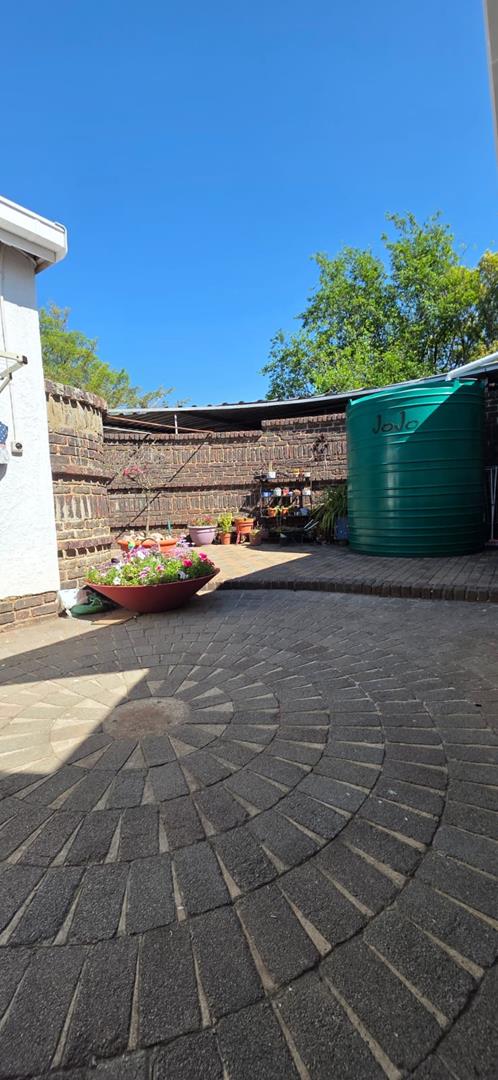 3 Bedroom Property for Sale in Nimrod Park Gauteng