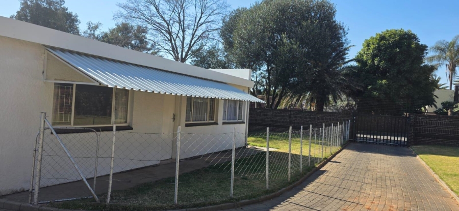 3 Bedroom Property for Sale in Nimrod Park Gauteng