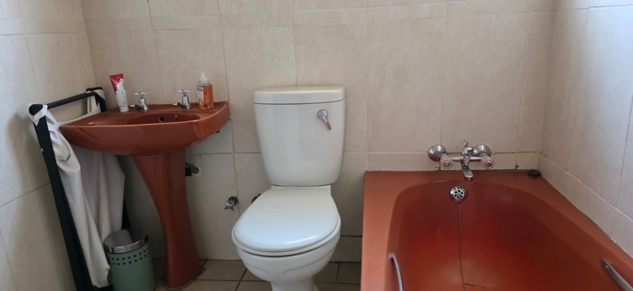 3 Bedroom Property for Sale in Nimrod Park Gauteng