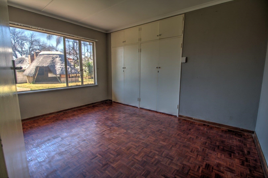 3 Bedroom Property for Sale in Glen Marais Gauteng