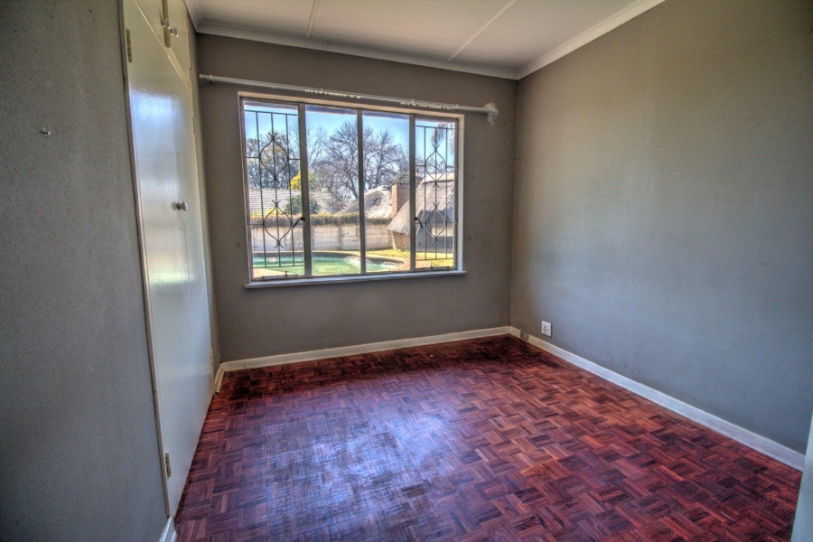 3 Bedroom Property for Sale in Glen Marais Gauteng