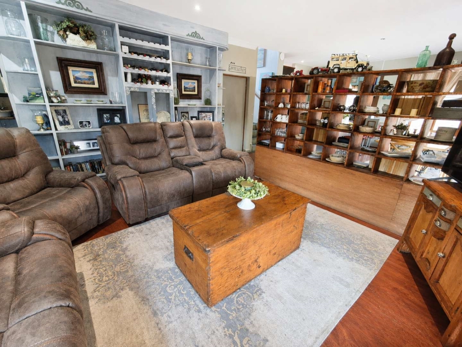 4 Bedroom Property for Sale in Hennopspark Gauteng