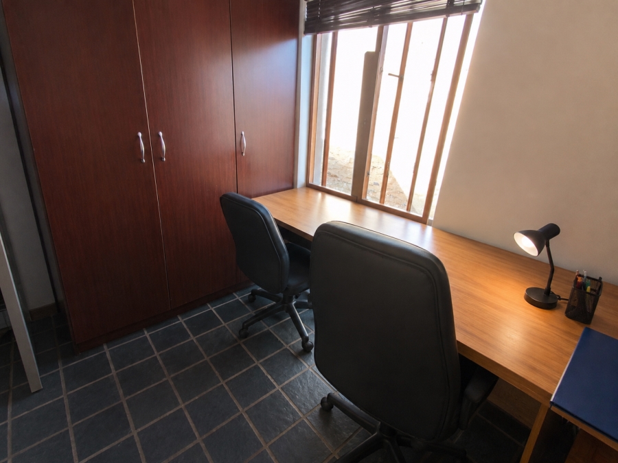 4 Bedroom Property for Sale in Hennopspark Gauteng