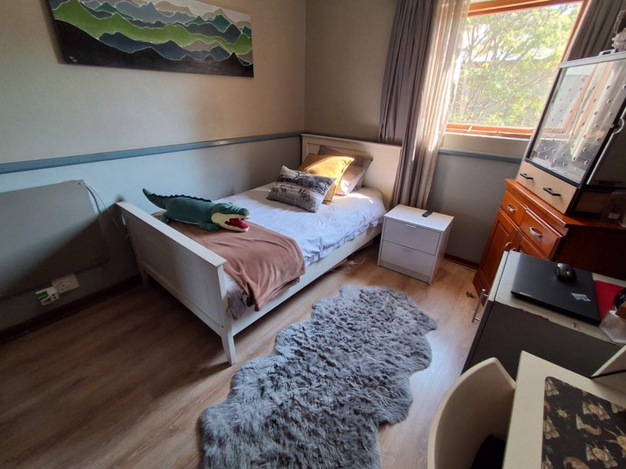 4 Bedroom Property for Sale in Hennopspark Gauteng