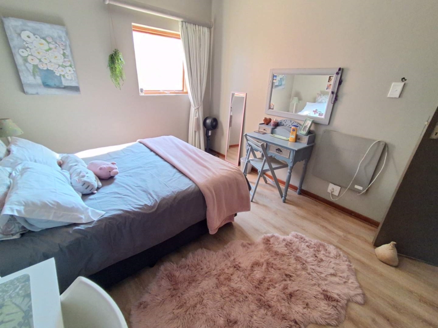 4 Bedroom Property for Sale in Hennopspark Gauteng